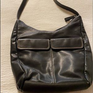 Stone Mountain genuine leather shoulder bag.